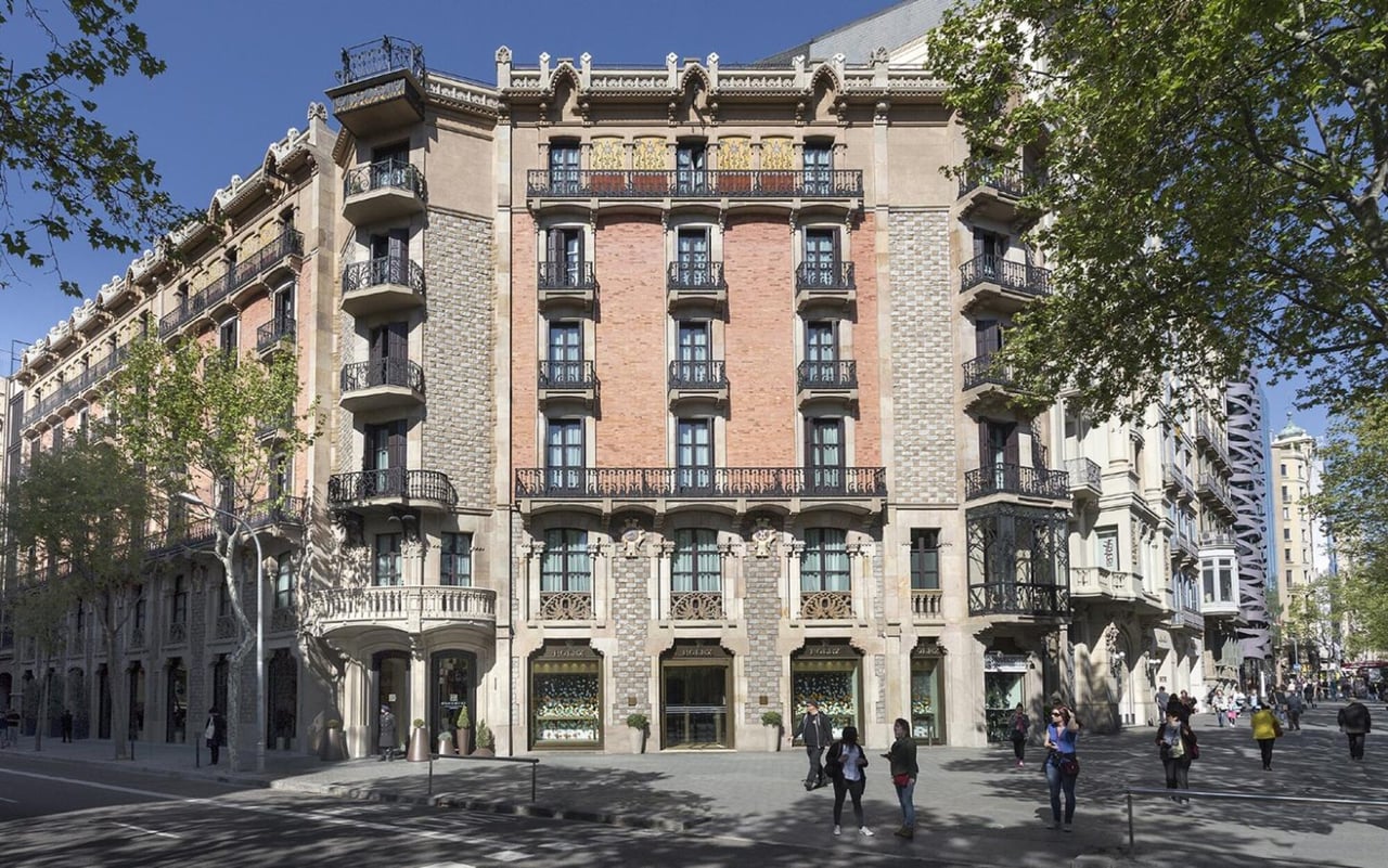 Monument Hotel