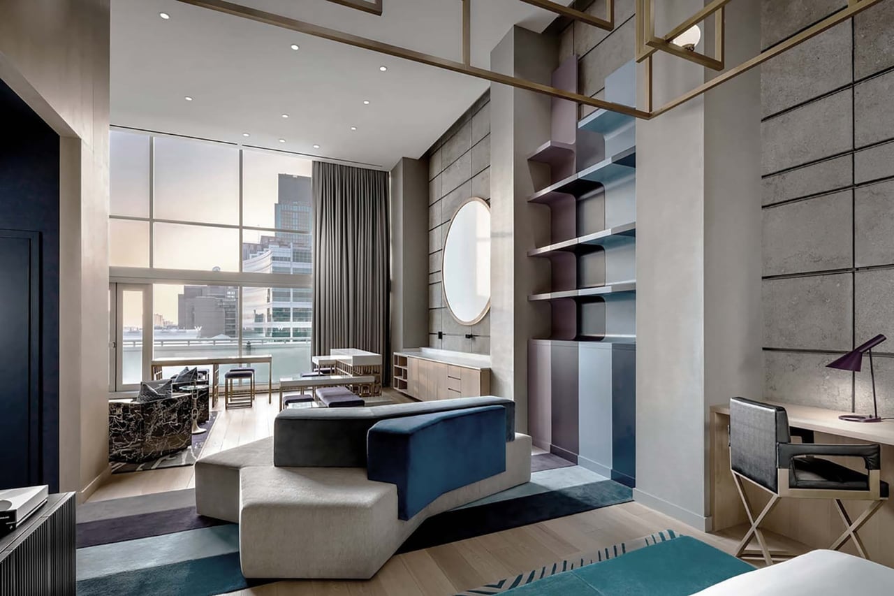 The W, Montreal