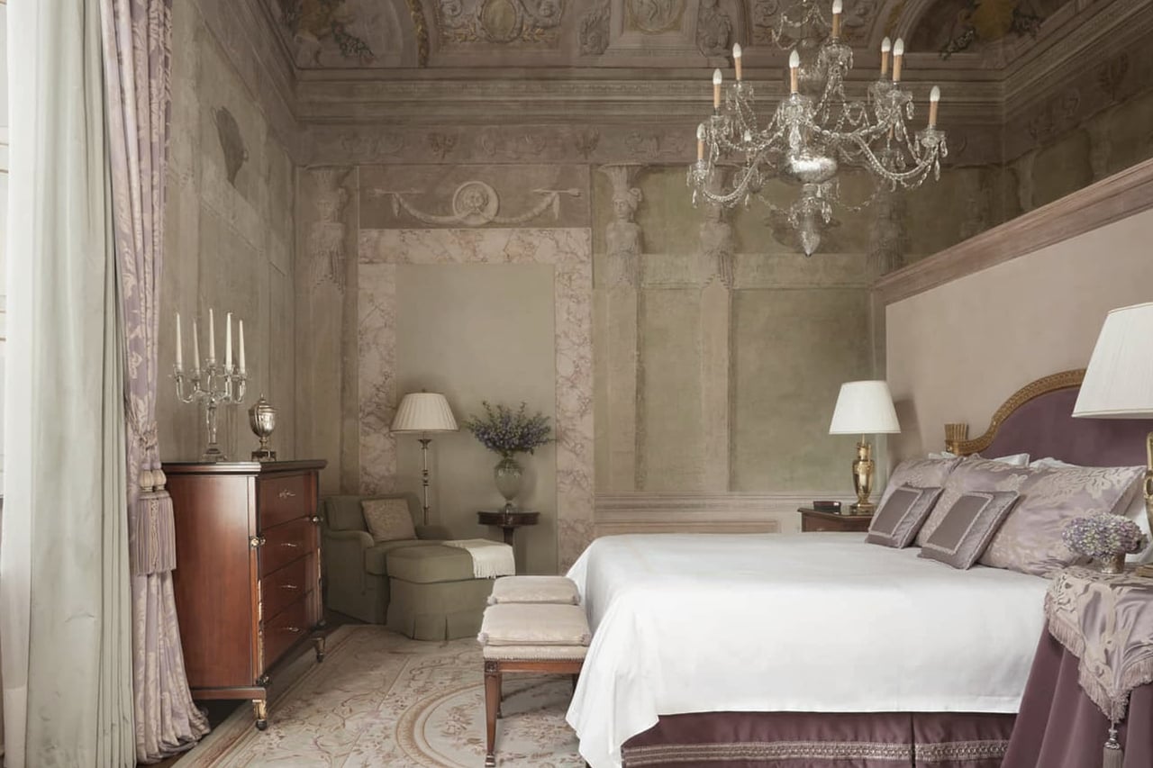 Four Seasons Hotel