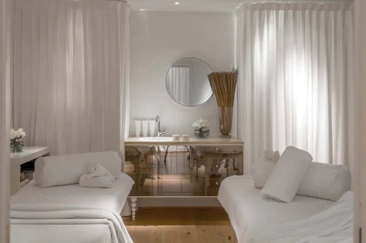 White Iris Beauty Spa