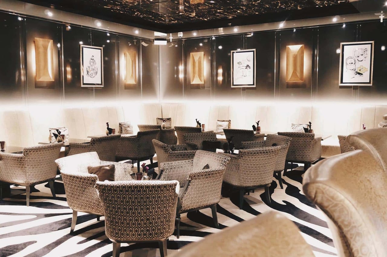 Capella Bar & Cigar Lounge